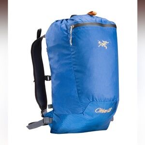 Arc'Teryx Cierzo 18 Compressible Backpack - Bluebird